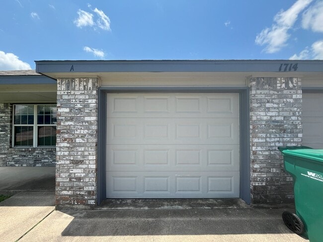 Building Photo - 1714 Ute Trail