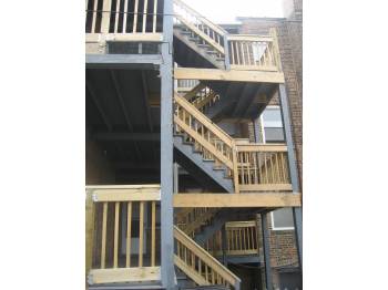 Stairs/Deck - 6057 S California Ave