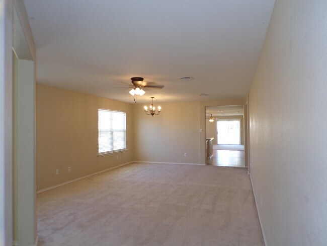 Foto del edificio - 95 E Wildflower Blvd