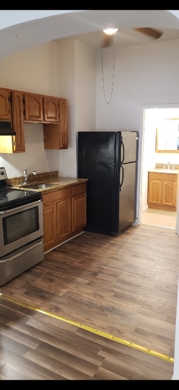 Foto del edificio - 4200 W Girard Ave