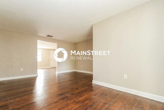 Foto del edificio - 3 Bedroom Pet-Friendly Home in New Port Richey, FL with Main Street Renewal