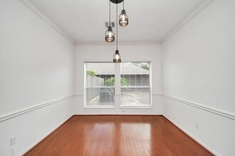 Building Photo - 2204 Gemini St