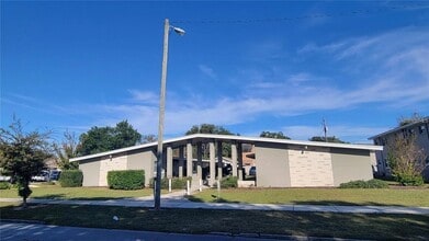 Building Photo - 117 Ave B NE