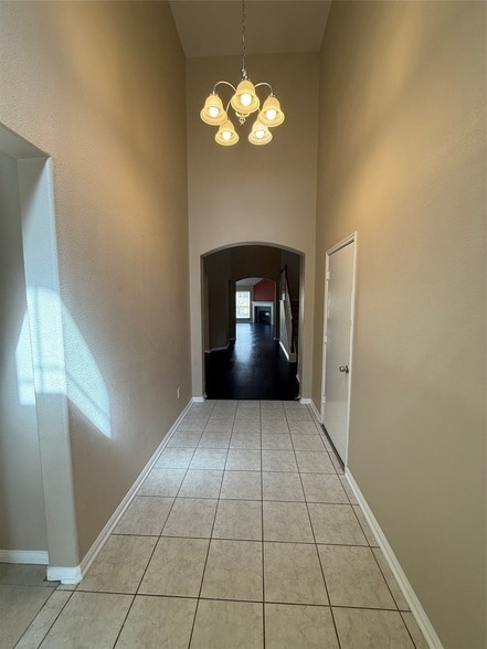 Foto del edificio - 906 Taylor Ridge Dr