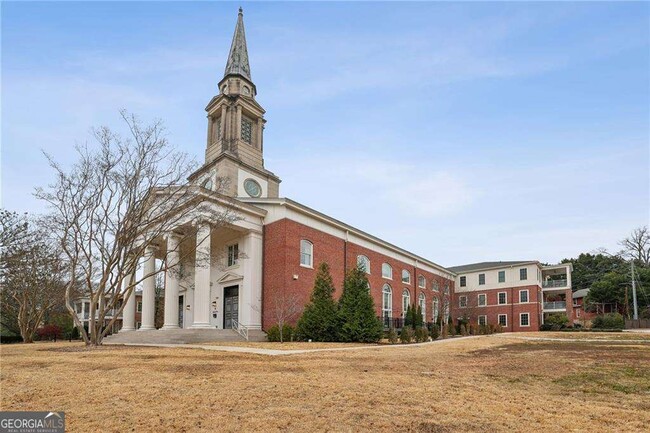 Foto del edificio - 1200 Ponce De Leon Ave NE