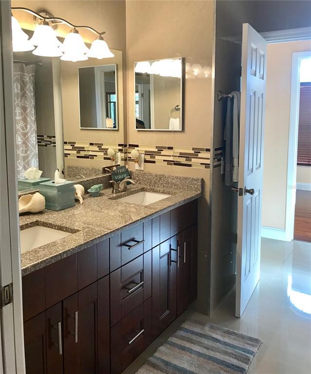 Foto del edificio - 6273 Donnington Ct