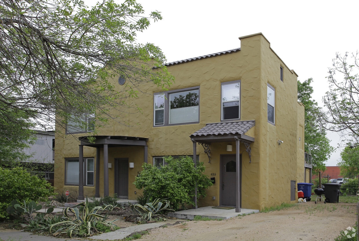 Primary Photo - 619-621 Ogden St