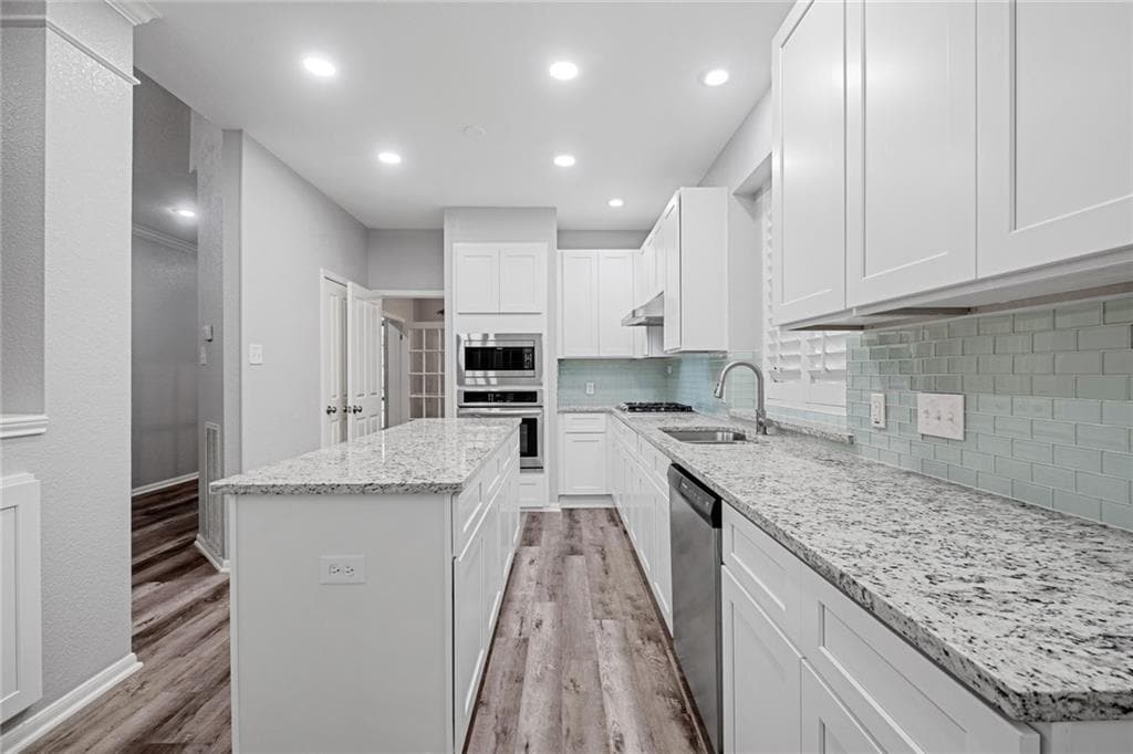 Primary Photo - 13556 Anarosa Loop