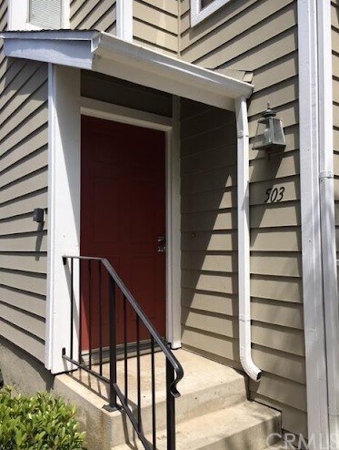 Building Photo - 14853 Mulberry Dr