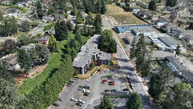  - Pinetree Apartments