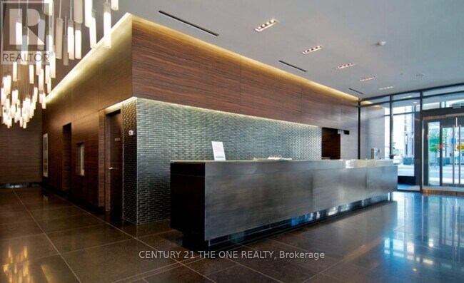 Photo du bâtiment - 770-770 Bay St.
