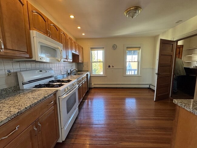 Foto del edificio - 163 Belmont St