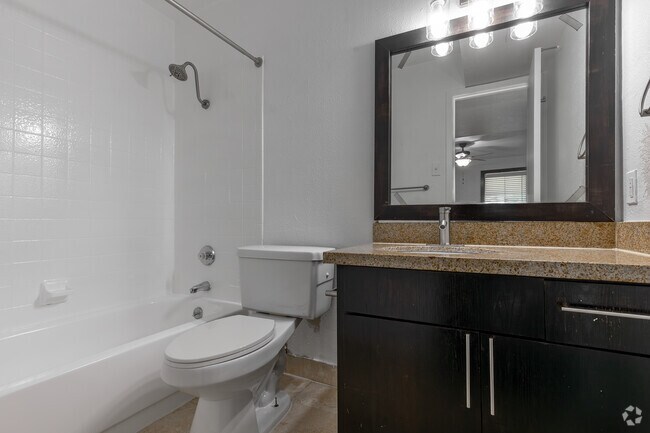 2BR,2BA-838SF-Bathroom - Cityscape Apartments