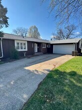 Building Photo - 1535 Monterey Ct