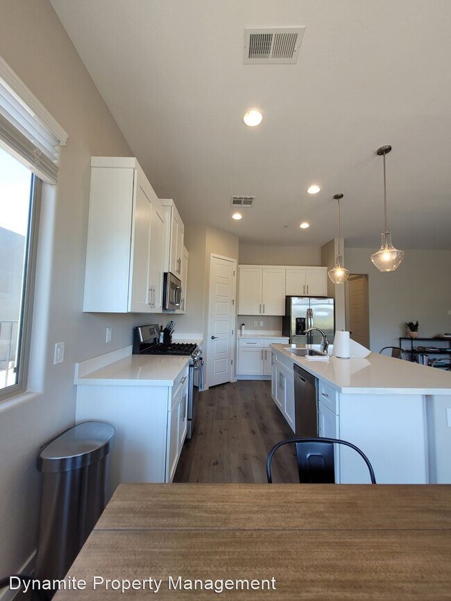 Building Photo - 3 br, 2 bath House - 26911 N 168th Street