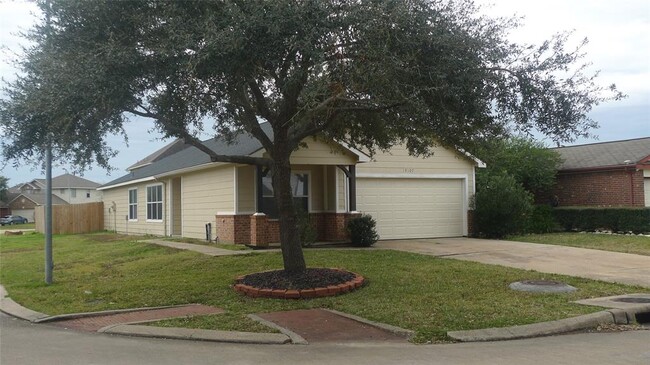 Building Photo - 19107 Rustic Gate Dr