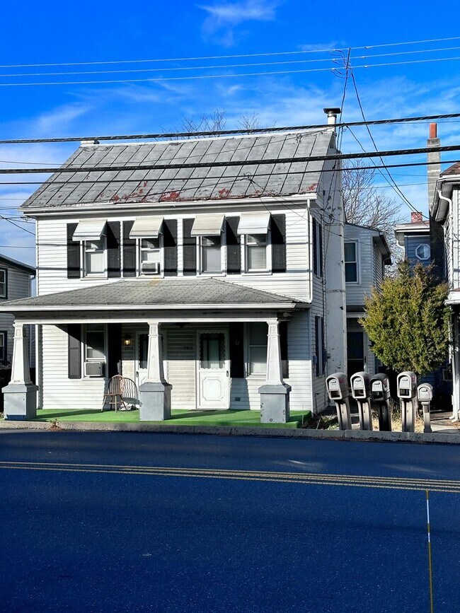 29132915 Horseshoe Pike Unit 2915, Palmyra, PA 17078 Room for Rent