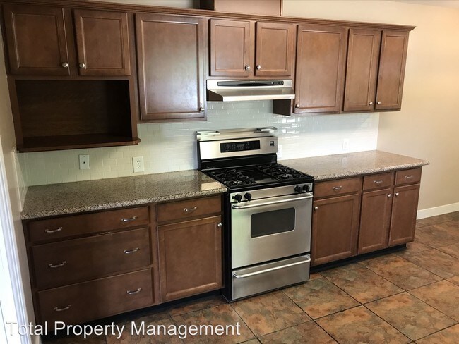 Foto del edificio - 3 br, 2 bath House - 1121 W. Westcott Ave.