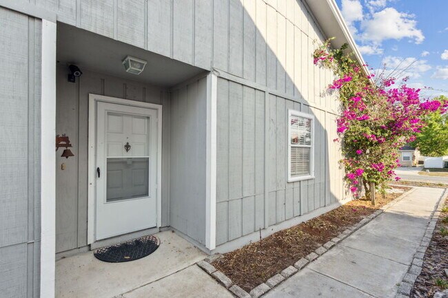 Foto del edificio - 8821 Ivey Rd
