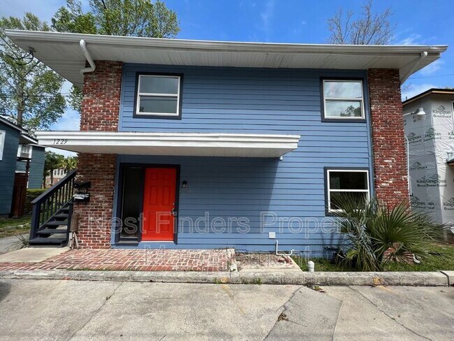Building Photo - 1229 Willow Branch Ave