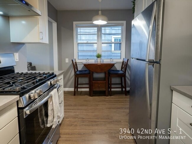 Foto del edificio - 3940 42nd Ave S