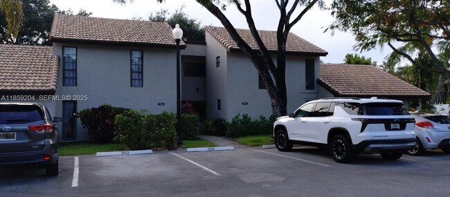 Foto del edificio - 9719 N New River Canal Rd