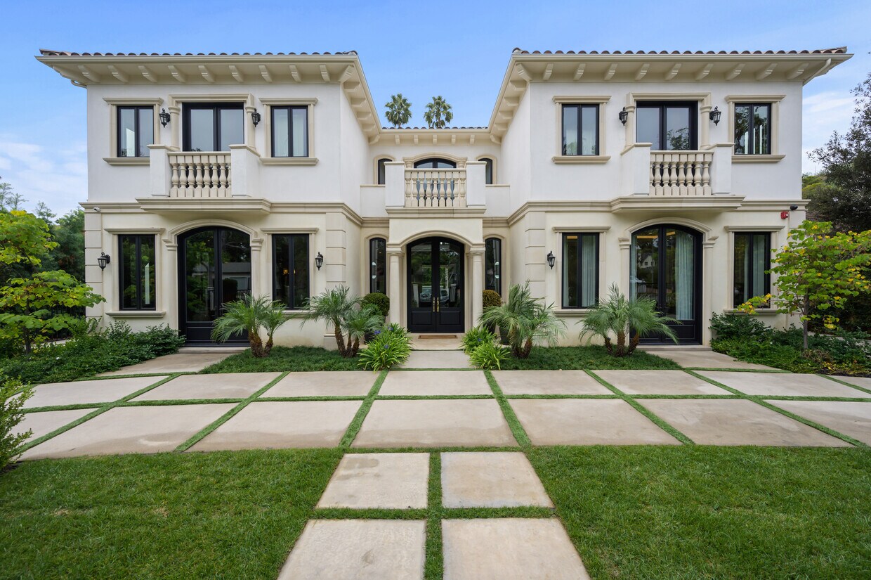 Foto principal - 517 N Camden Dr