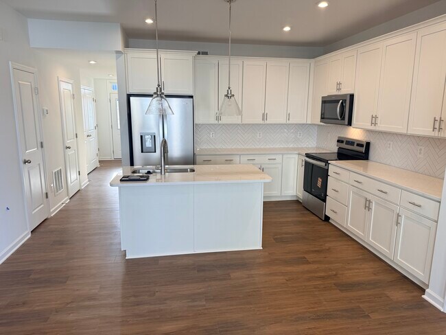 Foto del edificio - 620 Slick Terrace