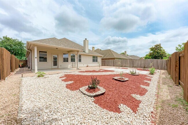 Foto del edificio - 11512 Shadow Creek Dr