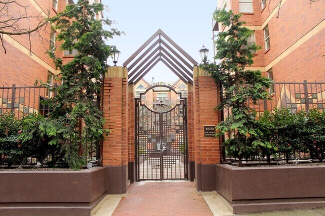 Foto del edificio - Condo on PSU Park Blocks-- Secure Parking ...
