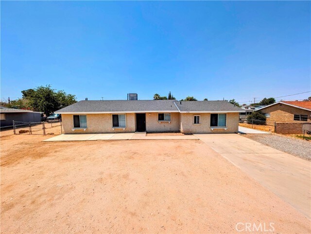 Foto del edificio - 10784 Lincoln Ave