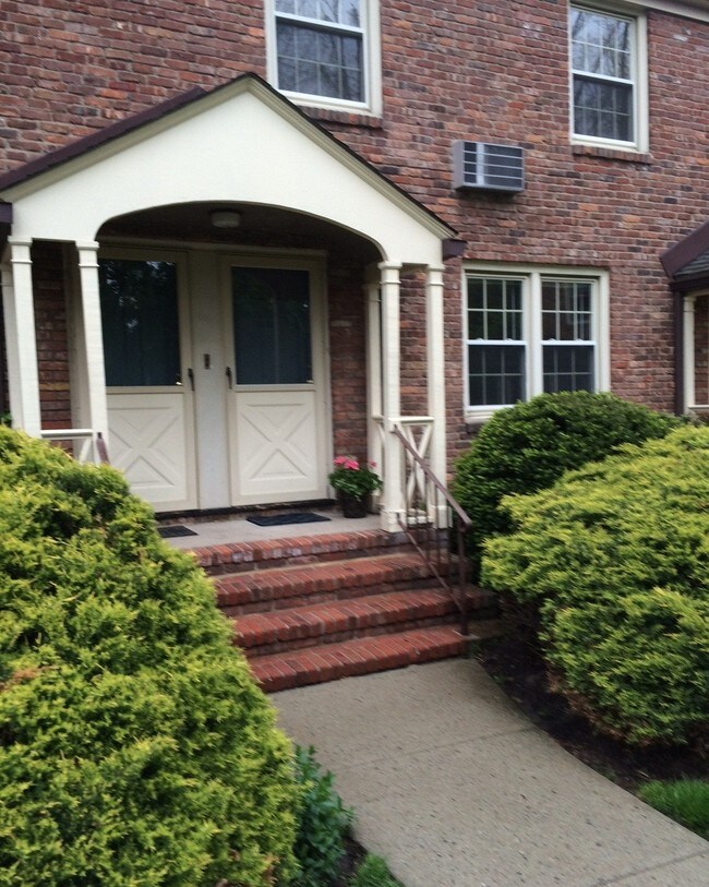380 Main St Unit 27, Chatham Township, NJ 07928 Condo for Rent in