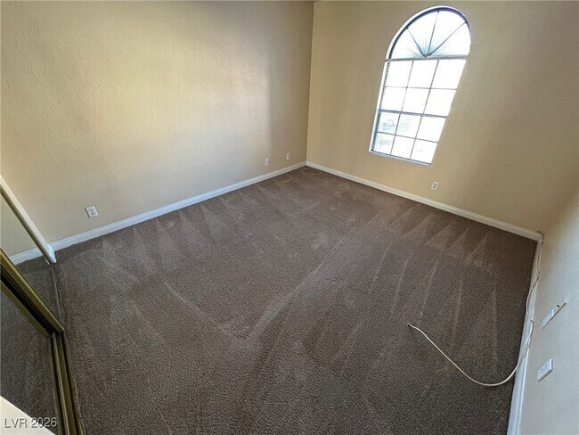 Foto del edificio - 2975 Juniper Hills Blvd