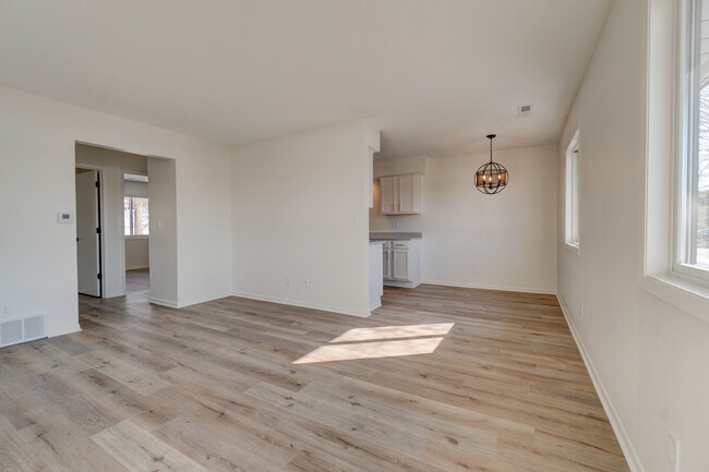 Building Photo - 922 Boston Way
