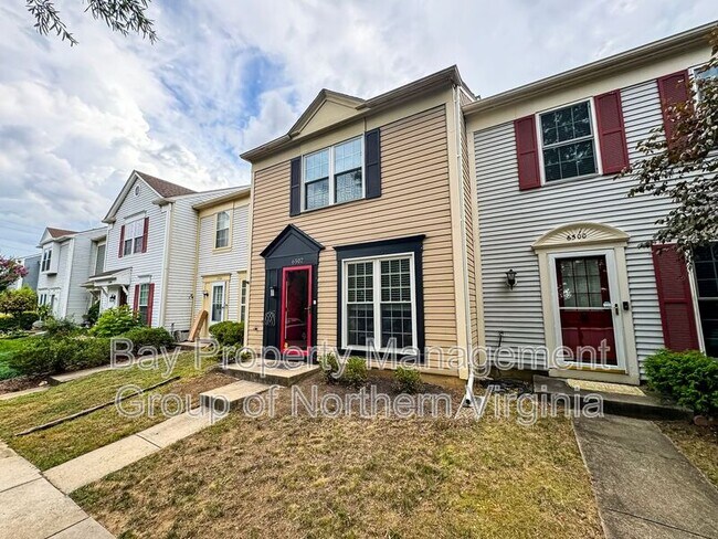Foto del edificio - 6502 Morning Glen Ct