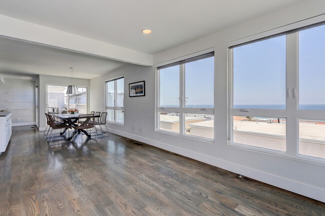 320 21st Street, Manhattan Beach - 320 21st St