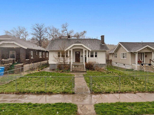 Foto del edificio - N Grant Ave (735)