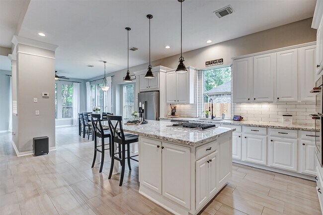Building Photo - 18207 Red Eagle Ct