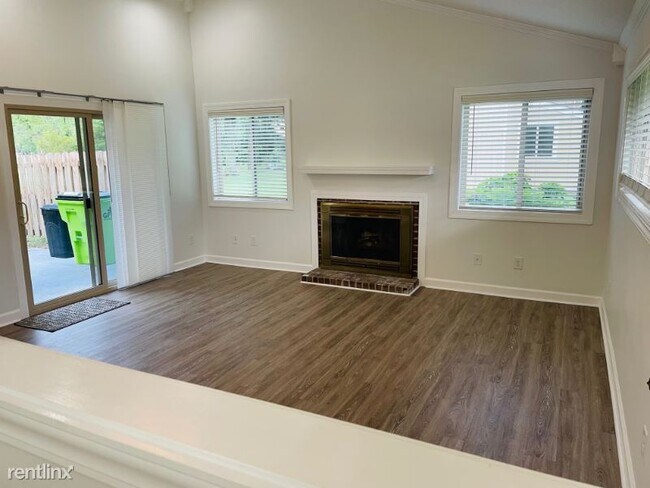 Foto del edificio - 2 br, 2 bath Townhome - 143 QUARTERDECK