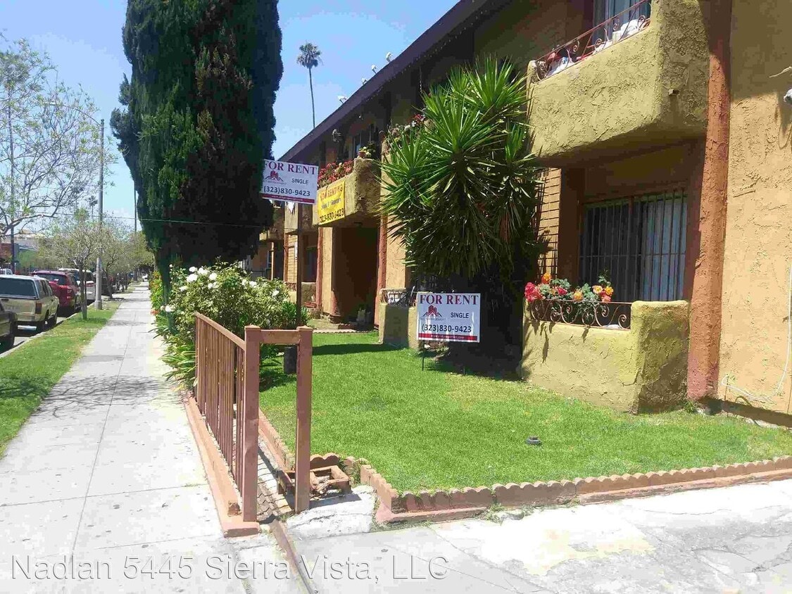 Primary Photo - 5445 Sierra Vista Ave