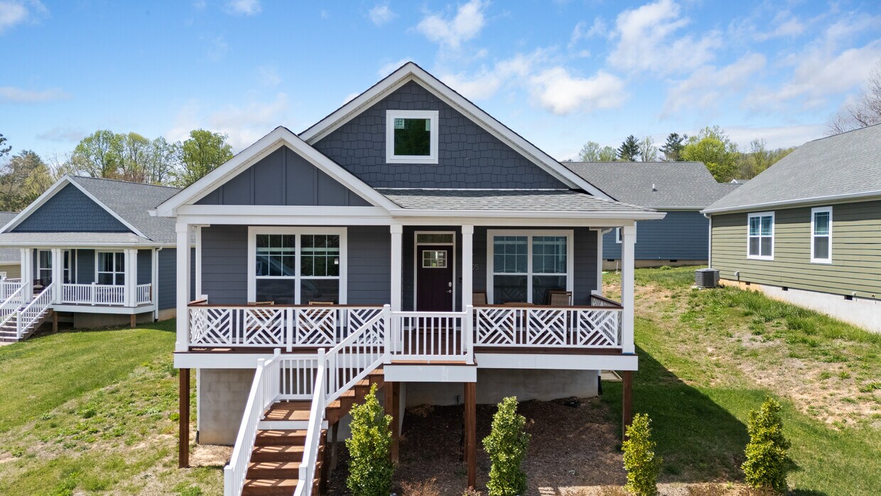 Foto principal - 1205 Seven Sisters Ln