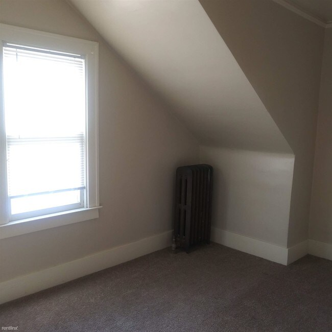 Foto del edificio - 2 br, 1 bath House - 24370 Fern Ave