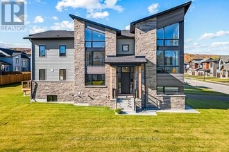 Building Photo - 157 Springside Cres