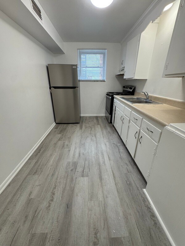 Foto del edificio - 3021 Park Ave