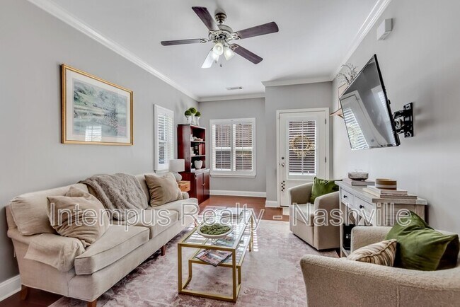 Foto del edificio - 1128 Woodbury Falls Ct