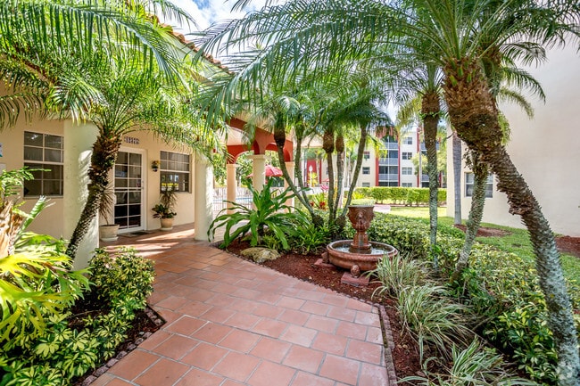 Building Photo - Lago Club Apartments
