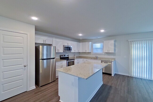 Building Photo - 120 Western Red Cedar Dr