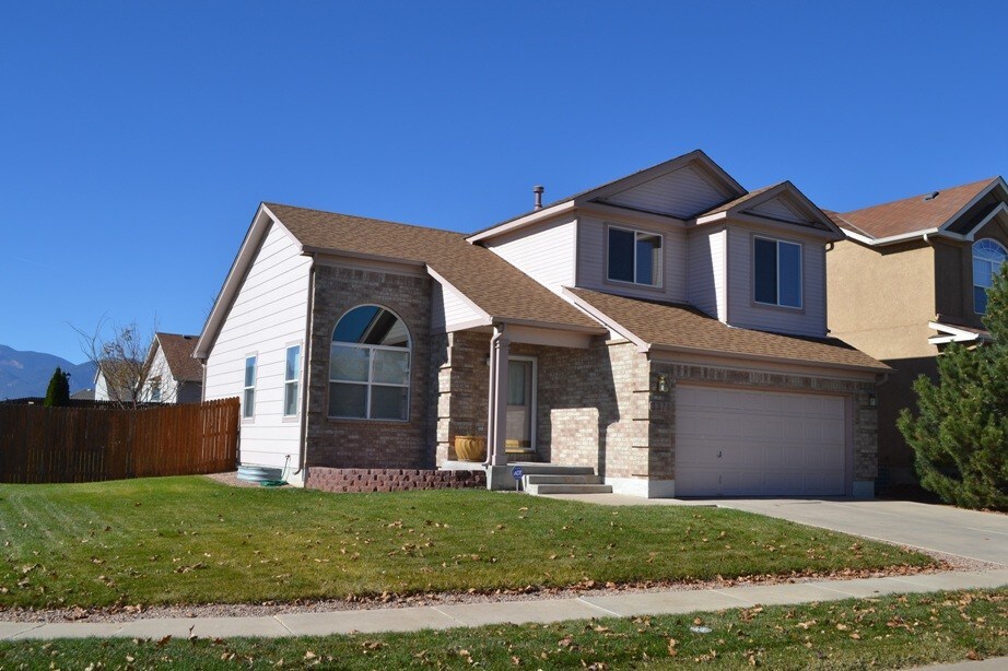 3378 Kestrel Dr, Colorado Springs, CO 80916 House Rental in Colorado