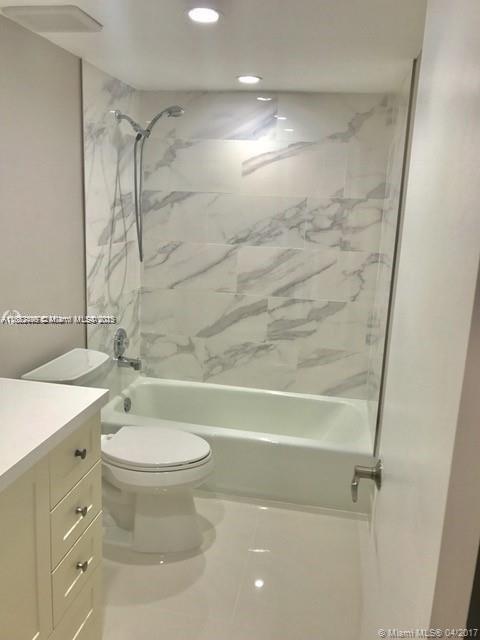 Foto del edificio - 1001 NW 124th Ave