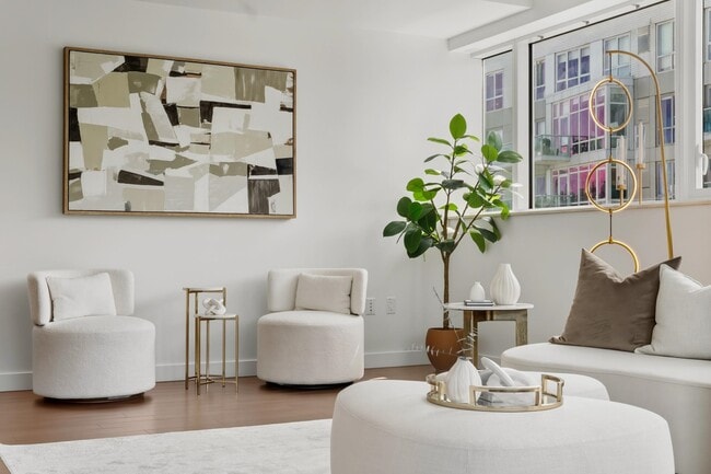 Foto del edificio - 800 AVENUE AT Port